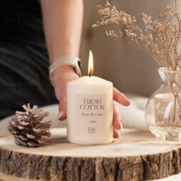 Marco Paul Small Scented Pillar Candle - Fresh Cotton - thumbnail 6