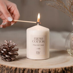Marco Paul Small Scented Pillar Candle - Fresh Cotton - thumbnail 5