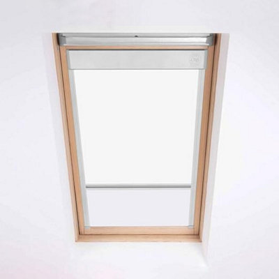 Classic Roof Blinds For Keylite Roof Windows, Blackout Blind, Window Code - White (T03F) - image 1