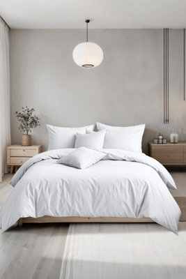Plain Dyed Easy Care Polycotton Duvet Cover And Pillowcase/s Set Bed Linen White - image 1