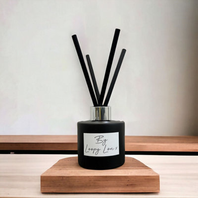 60 Second Makeover Limited Crackling Log Fire Luxury Reed Diffuser Highly Fragranced Scented Black With Black Reeds
