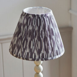 Luminosa Lighting Luminosa Higgledy Gloss Almond White Paint Table Lamp With Pearl Grey Fabric Ikat Shade 25Cm E14 - thumbnail 4