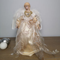 Samuel Alexander 30Cm Angel Christmas Tree Topper With Feather Wings In Gold