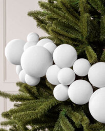 Werchristmas White Velvet Christmas Bauble Garland 9 Ft, 84 Shatterproof Baubles - thumbnail 3