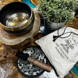 Hand Beaten & Engraved Singing Bowl Gift Set 14Cm Lotus Flower Gold - thumbnail 2
