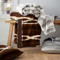 Catherine Lansfield Flint Cosy Faux Fur 130X170 Cm Blanket Throw Silver Grey - thumbnail 5
