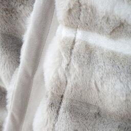 Catherine Lansfield Flint Cosy Faux Fur 130X170 Cm Blanket Throw Silver Grey - thumbnail 3