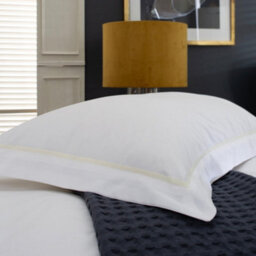 The Lyndon Company Boutique Hotel Hampstead 200 Thread Count Cotton Duvet Cover Set - thumbnail 3