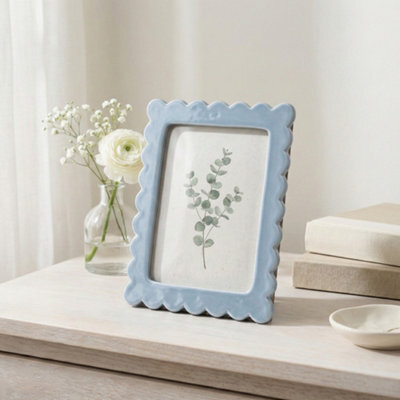 Candlelight Gloss Blue Scalloped Single Photo Frame (H)21Cm X (W)16Cm - image 1