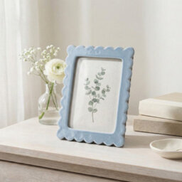 Candlelight Gloss Blue Scalloped Single Photo Frame (H)21Cm X (W)16Cm - thumbnail 1