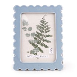 Candlelight Gloss Blue Scalloped Single Photo Frame (H)21Cm X (W)16Cm - thumbnail 2