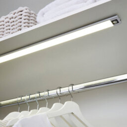Litecraft 4 Watt 86.4Cm Cool White Led Rechargeable Under Cabinet Magnetic Light With Pir Sensor - thumbnail 6