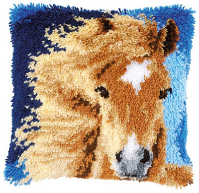 Groves Of Thames L/hk Cush Brown Horse - Latch Hook Kit: Cushion: Brown Horse - Vervaco