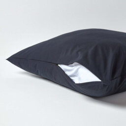 Homescapes Black Continental Egyptian Cotton Pillowcase 200 Tc, 80 X 80 Cm - thumbnail 3