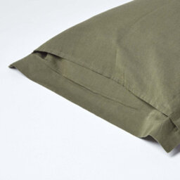 Homescapes Khaki Green Linen Oxford Pillowcase, King - thumbnail 3