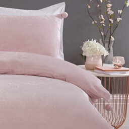 Smart Living Luxurious Pom Pom Fleece Duvet Cover With Pillowcases - thumbnail 2