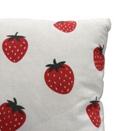 Cream & Red Strawberry Indoor Cushion 2 Pack (L)40Cm (W)40Cm - thumbnail 3