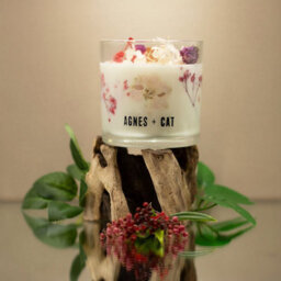 Serenityy Agnes + Cat Botanical Soy Wax Candle - Roses Of Sawrey - thumbnail 4