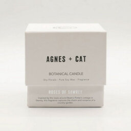 Serenityy Agnes + Cat Botanical Soy Wax Candle - Roses Of Sawrey - thumbnail 1