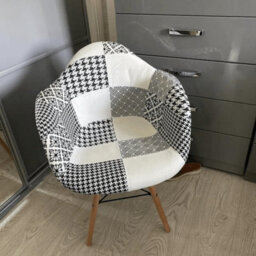 Life Interiors Single Black/white Patchwork Accent Chair With Wooden Legs And Black Metal Wire Frame - thumbnail 3