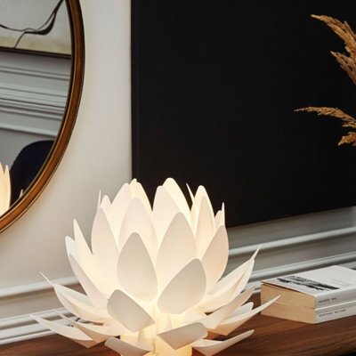 Beliani Table Lamp White Flower-Shaped Minimalist 30 Cm - - image 1