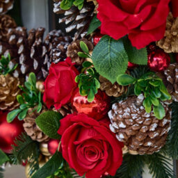 Dibor Vintage Style Headley Rose Festive Decor Autumn-Winter Wreath Front Door Christmas Wreath 52Cm - thumbnail 5