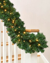 Werchristmas Pre-Lit Extra-Thick Pine Artificial Christmas Garland 9 Ft, 80 Warm White Leds - thumbnail 4