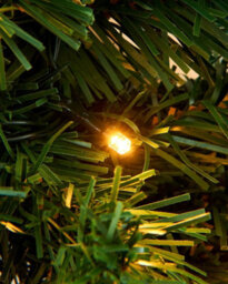 Werchristmas Pre-Lit Extra-Thick Pine Artificial Christmas Garland 9 Ft, 80 Warm White Leds - thumbnail 6