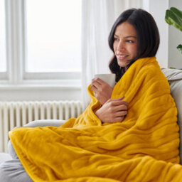Cosi Home Fleece & Sherpa Electric Heated Throw - Mustard - thumbnail 2