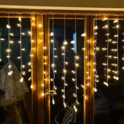Urbn-Living Yellow - Led Fairy Curtain Lights - Heart Design - thumbnail 3