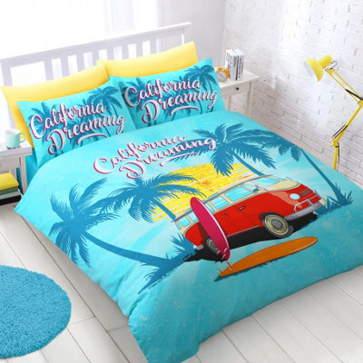 Velosso California Dreaming Duvet Cover & Pillowcase Set, Surf Van Print Bedding, Tropical Beach Theme, Machine Washable - Multicolour