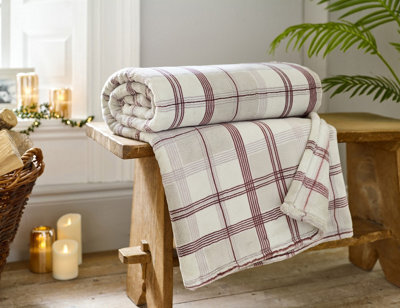 Deyongs Hounds Check Throw Burgundy 140X180Cm Soft Blanket - image 1