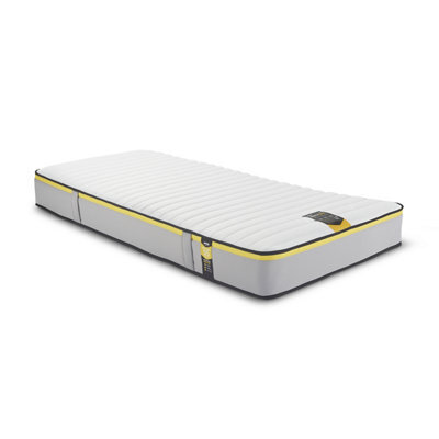 Jay-Be Benchmark S5 Hybrid Eco Friendly Open Coil Water Resistant Single Mattress - image 1