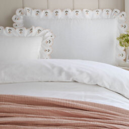 Wylder Florrie Embroidered Cotton Duvet Set - thumbnail 2