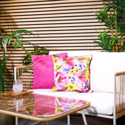 icon Indoor And Outdoor Waterproof Filled Cushion 2X Watercolour Floral & 2X Pink - thumbnail 2