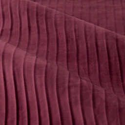Paoletti Corinthian Velvet Room Darkening Eyelet Curtain Pair Merlot (W)117Cm X (D)137Cm - thumbnail 6