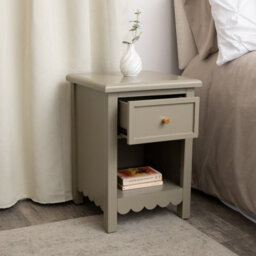 Melody Maison One Drawer Scalloped Bedside Table - Staunton Taupe Range - thumbnail 3