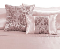 Homes & Linen Aisha Embroidered Pink Duvet Cover Set Luxury Microfiber Polyester Bedding With Pillowcases - thumbnail 3