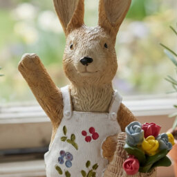 Garden Greatness Figurine Resin Rabbit In Apron Ornament - thumbnail 3