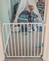 Safetots Eco Screw Fit Baby Gate, White, 100Cm - 110Cm, Stair Gate For Toddler And Baby, Screw Fit Safety Barrier - thumbnail 7