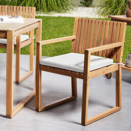 Beliani Living Set Of 2 Cushioned Garden Dining Chairs In Light Brown Acacia Wood With Off-White Cushions - thumbnail 1