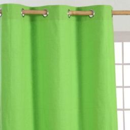 Homescapes Plain Green Cotton Eyelet Curtains 137 X 228 Cm - thumbnail 2