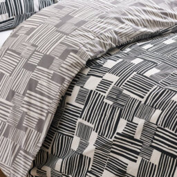 Catherine Lansfield Blocks Reversible Duvet Cover Set With Pillowcases Black - thumbnail 4