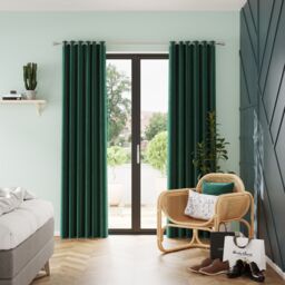 GoodHome Valgreta Dark Green Square Velvet Effect Indoor Cushion, (L)43Cm X (W)43Cm - thumbnail 8