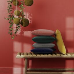 GoodHome Valgreta Dark Green Square Velvet Effect Indoor Cushion, (L)43Cm X (W)43Cm - thumbnail 4