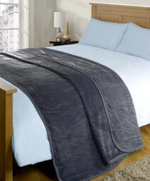 Casabella Deluxe Soft Faux Fur Mink Fleece Throw Blanket - thumbnail 1