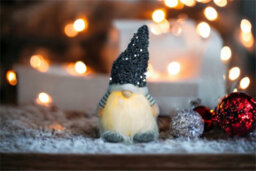 Netagon Xmas Haus Christmas Light Up Gonk Silver - thumbnail 3
