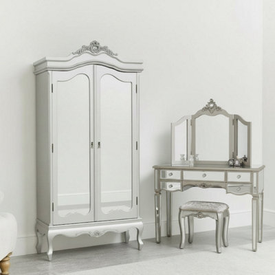 Melody Maison Silver Mirrored Double Wardrobe & Large Dressing Table Set - Tiffany Range - image 1