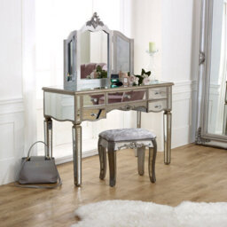 Melody Maison Silver Mirrored Double Wardrobe & Large Dressing Table Set - Tiffany Range - thumbnail 3