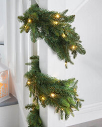 Werchristmas Pre-Lit Douglas Fir Artificial Christmas Garland 18 Ft, 150 Warm White Leds - thumbnail 2